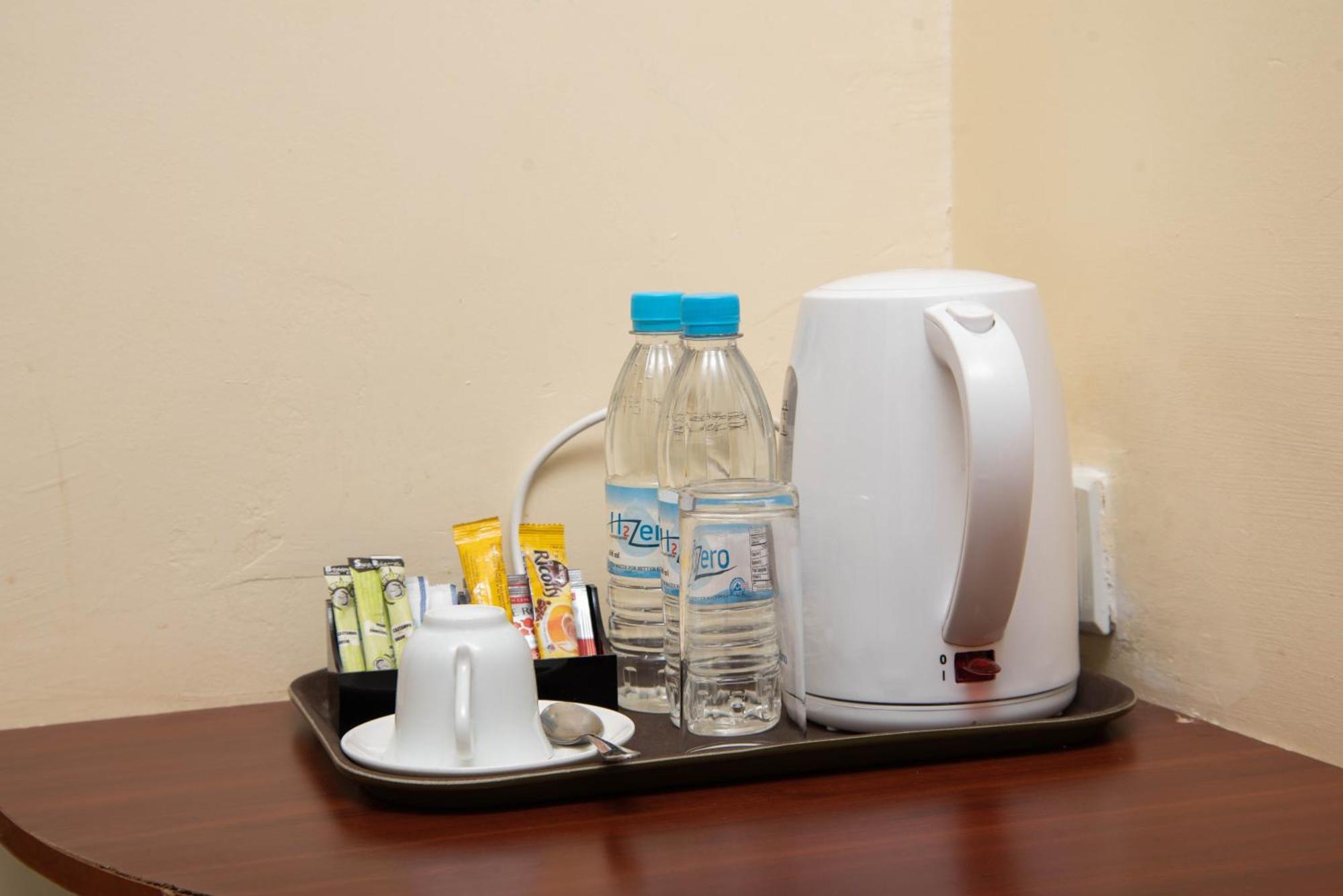 Mika Hotel Kabulonga Лусака Екстериор снимка