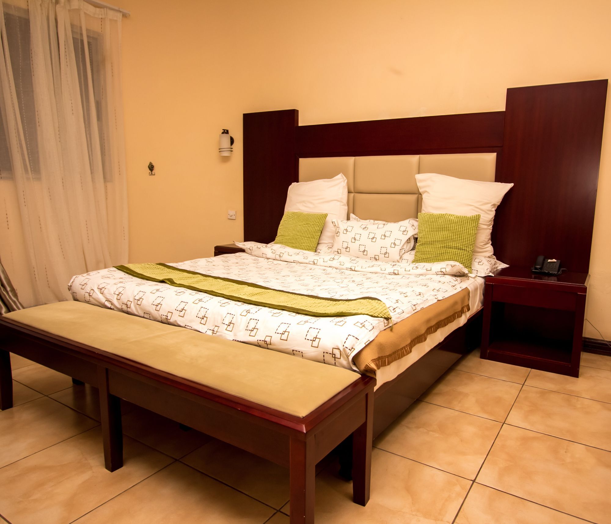 Mika Hotel Kabulonga Лусака Екстериор снимка