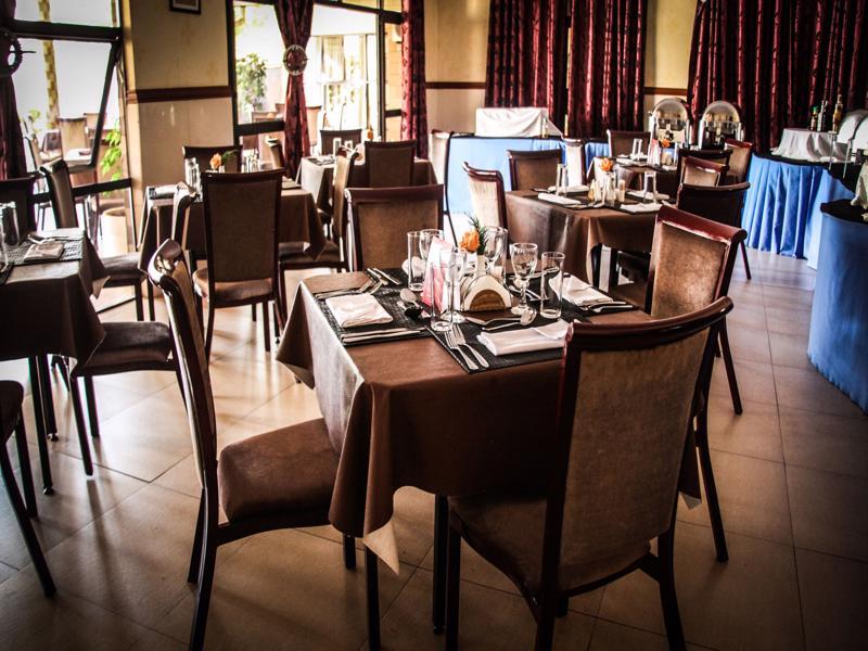 Mika Hotel Kabulonga Лусака Екстериор снимка